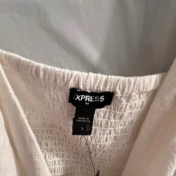 Express white faux wrap smocked back cropped top size large - Picture 3 of 6